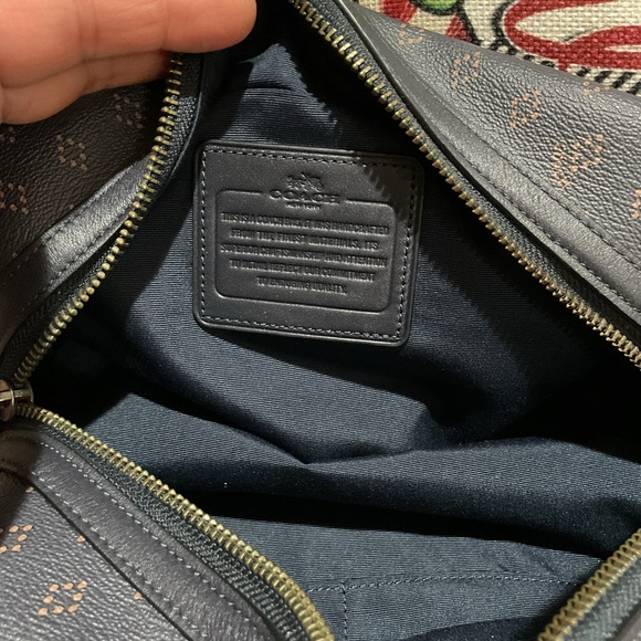 NWT $175 COACH TRAVEL POUCH
IN DIAMOND FOULARD (F93580) - Picture 7 of 12